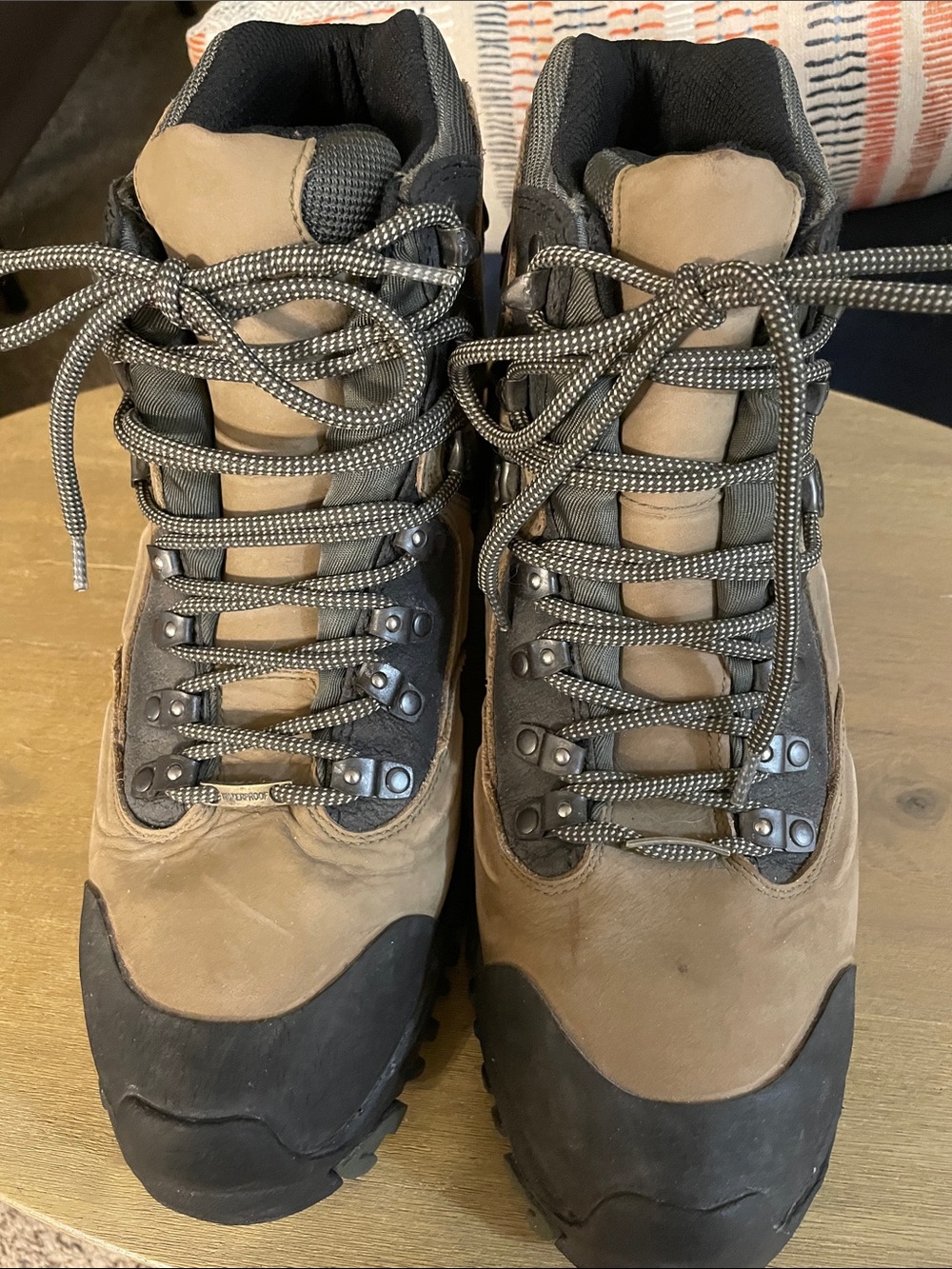 MERRELL PolartecMen's Brown/Tan Waterproof Hiking Boots - Rugged Outdoor Tractio